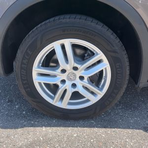 2016 Porsche CAYENNE BASE 缩略图 19