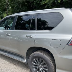 صورة 6 لـ 2023 Lexus GX 460 BASE