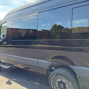 Mercedes-Benz Sprinter 2500 - 6