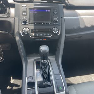 2020 Honda CIVIC LX — миниатюра 36