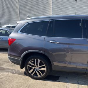 2017 Honda PILOT TOURING 照片 9