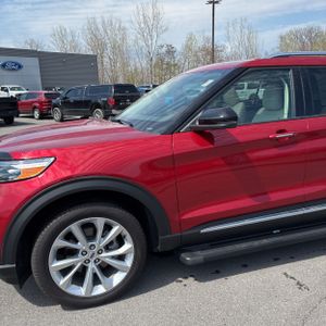 FORD EXPLORER PLATINUM - 2