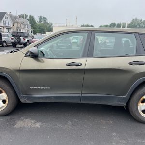 صورة 4 لـ 2016 JEEP CHEROKEE SPORT