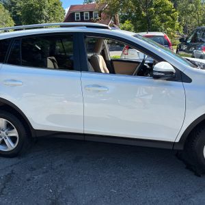 2014 Toyota RAV4 XLE 照片 11