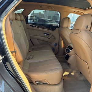 2017 Bentley BENTAYGA BASE — фото 34