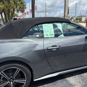 FORD MUSTANG ECOBOOST PREMIUM - 8