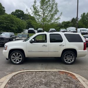 CHEVROLET TAHOE - 3