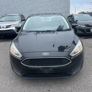 FORD FOCUS SE - 8