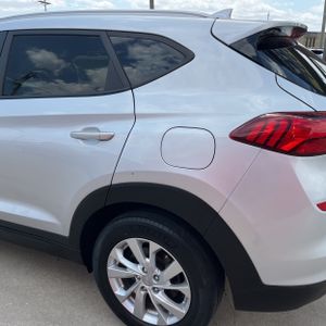 HYUNDAI TUCSON VALUE - 6