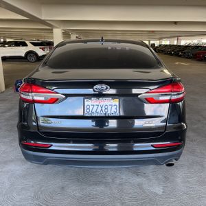FORD FUSION SE - 7