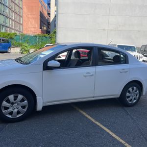 NISSAN SENTRA 2.0 - 3