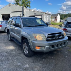 2005 Toyota 4RUNNER SR5 thumbnail 12