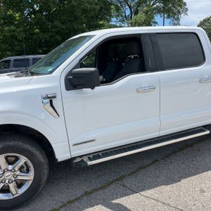 2024 FORD F-150 XLT 照片 2