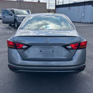 NISSAN ALTIMA 2.5 S - 6