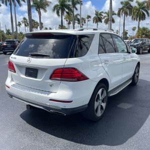 MERCEDES-BENZ GLE - 8