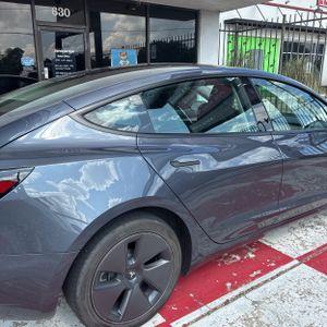 TESLA MODEL 3 BASE - 8