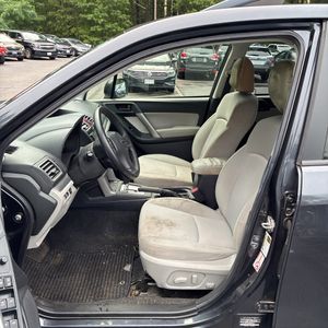 صورة مصغرة 31 لـ 2016 Subaru FORESTER 2.5I PREMIUM