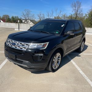 FORD EXPLORER XLT - 1