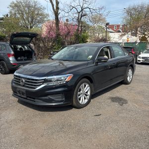 VOLKSWAGEN PASSAT SE - 1