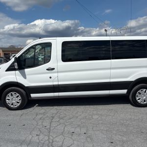 FORD TRANSIT-350 PASSENGER V. XLT - 4
