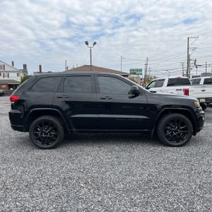 JEEP GRAND CHEROKEE ALTITUDE - 10