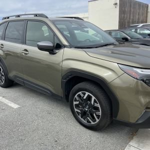 2025 Subaru FORESTER PREMIUM — миниатюра 13