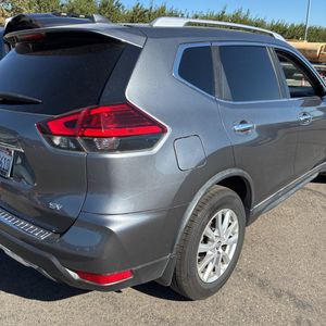 2017 Nissan ROGUE SV 缩略图 60