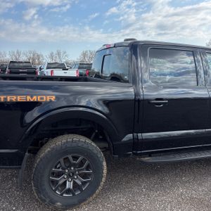 FORD F-150 TREMOR - 9