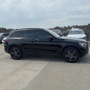 MERCEDES-BENZ GLC - 10