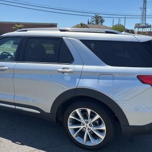 FORD EXPLORER PLATINUM - 6