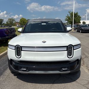 صورة 14 لـ 2022 Rivian R1S LAUNCH EDITION