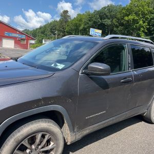 2019 JEEP CHEROKEE LATITUDE PLUS 照片 2