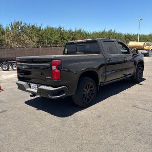 صورة 8 لـ 2023 Chevrolet SILVERADO 1500 RST