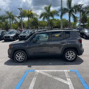 2017 JEEP RENEGADE LATITUDE 照片 3