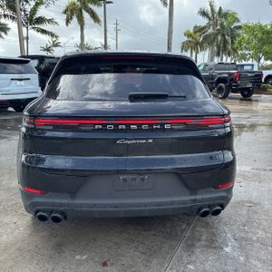 PORSCHE CAYENNE S - 7