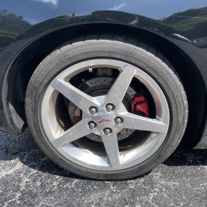 صورة مصغرة 19 لـ 2005 Chevrolet CORVETTE BASE