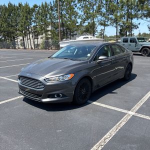 FORD FUSION SE - 1