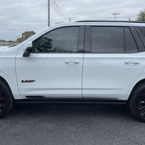 CADILLAC ESCALADE-V BASE - 4