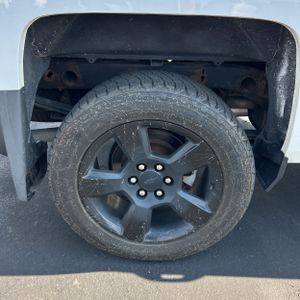 2017 Chevrolet SILVERADO 1500 CUSTOM — миниатюра 19