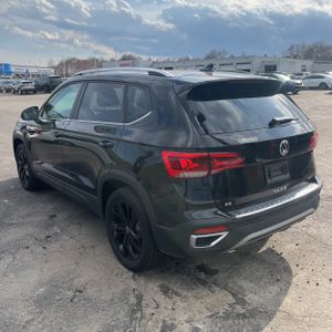 VOLKSWAGEN TAOS SE 4MOTION - 5