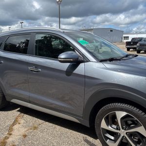 2017 Hyundai TUCSON LIMITED 照片 9