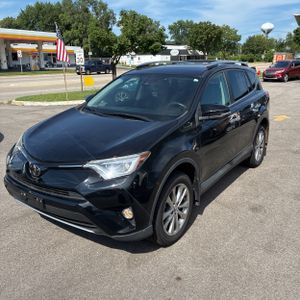 2018 Toyota RAV4 LIMITED photo 1