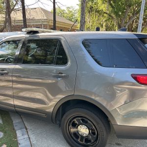 FORD EXPLORER POLICE INTERCEPTOR UTILITY - 6