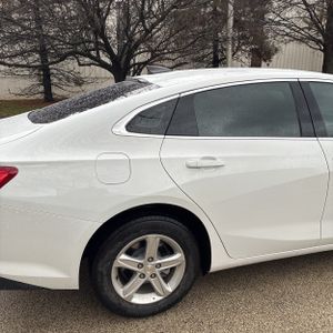 CHEVROLET MALIBU LS - 9