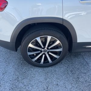 2023 Mercedes-BENZ GLB 缩略图 19