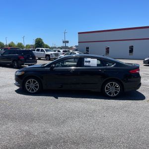 FORD FUSION SE - 3