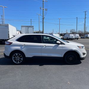 FORD EDGE TITANIUM - 10