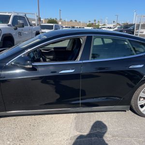 TESLA MODEL S BASE - 4