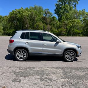 VOLKSWAGEN TIGUAN SEL - 10