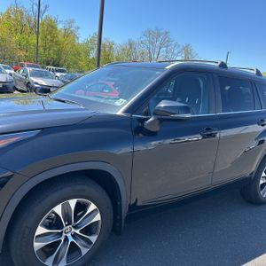 TOYOTA HIGHLANDER - 2